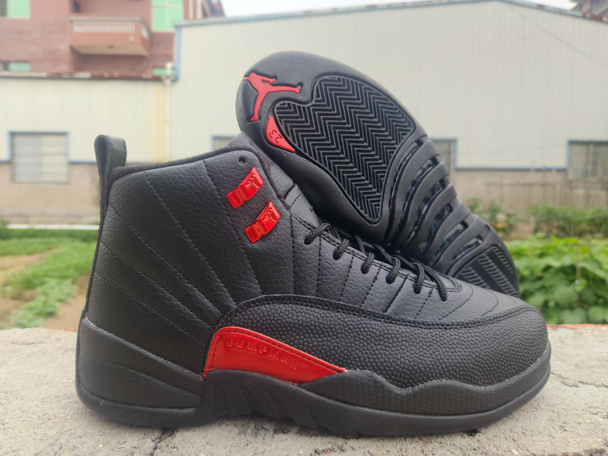 Air Jordan 12 – Royalty - product view 1