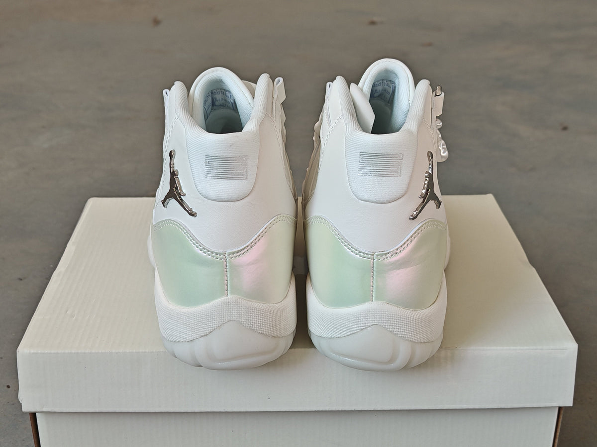 Air Jordan 11 Retro 'Sail' Sail/Pearl Grey/White/Metallic Silver - product view 1