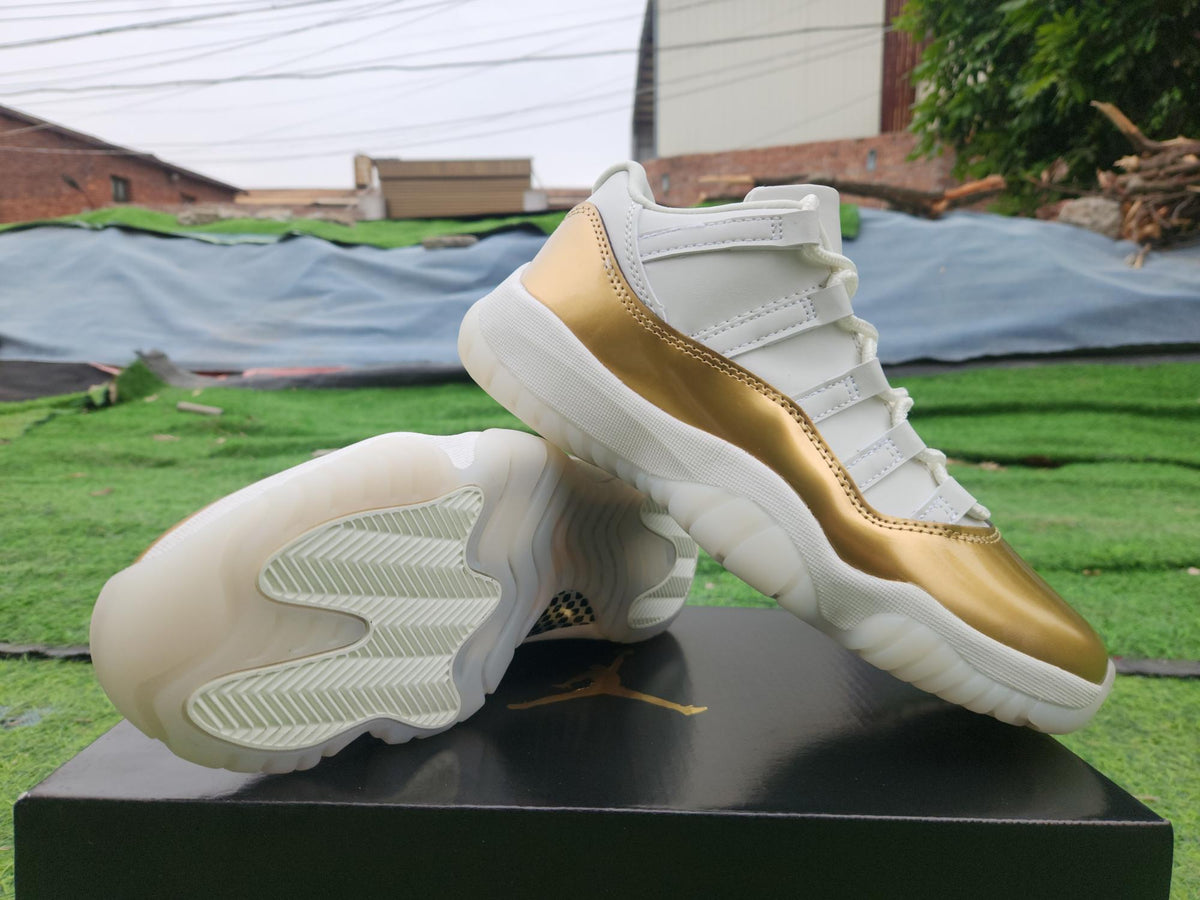 Air Jordan 11 Low – White/Gold - product view 2