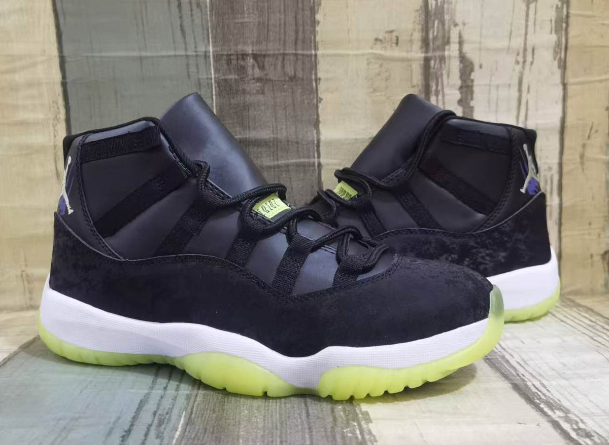 Air Jordan 11 Retro 'Halloween' Black/Barely Volt Glow-In-The-Dark - product view 1