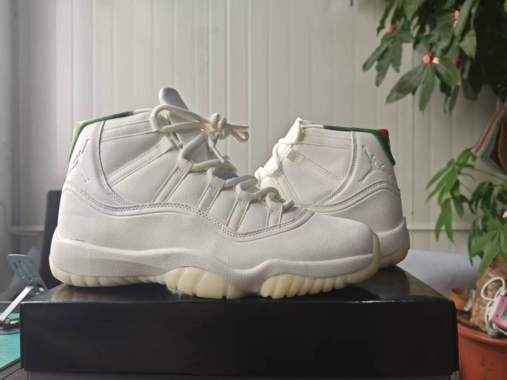 Air Jordan 11 Retro '285' - product view 2