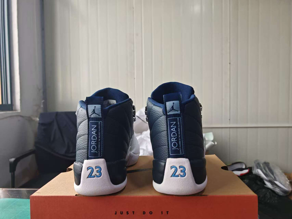 Air Jordan 12 Retro 'Obsidian' - product view 2