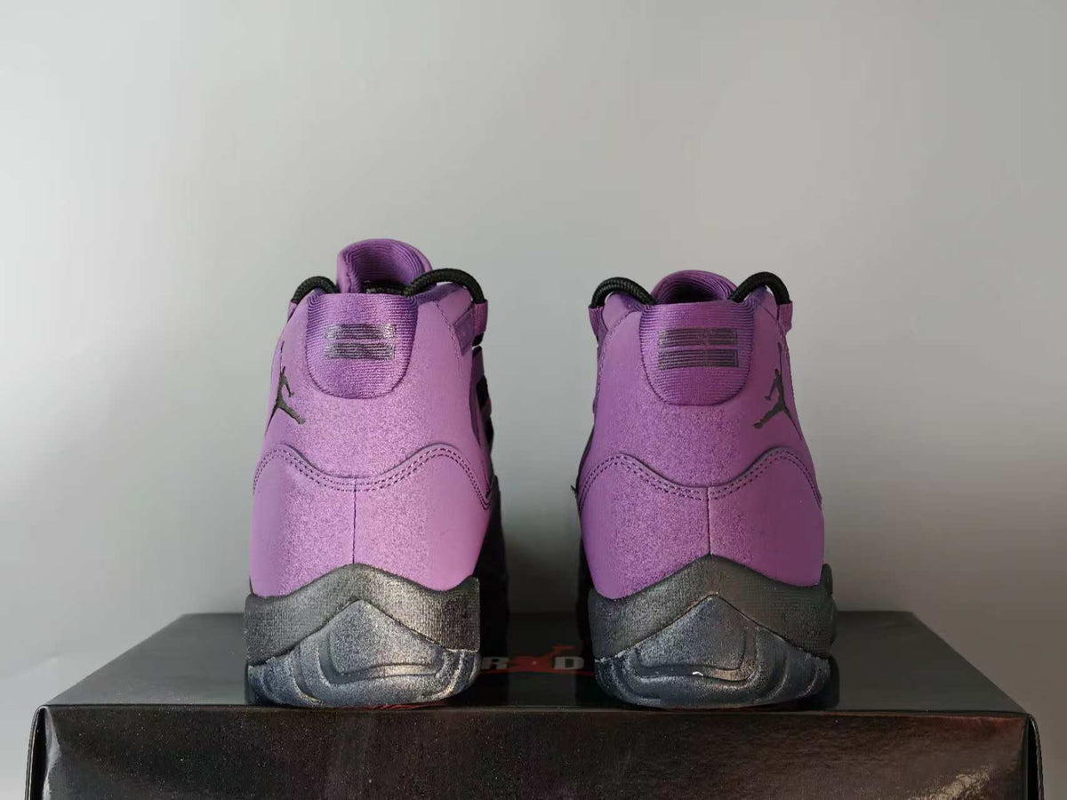 Air Jordan 11 Retro 'Mojave Canyon' Purple/Off Noir/Violet - product view 1