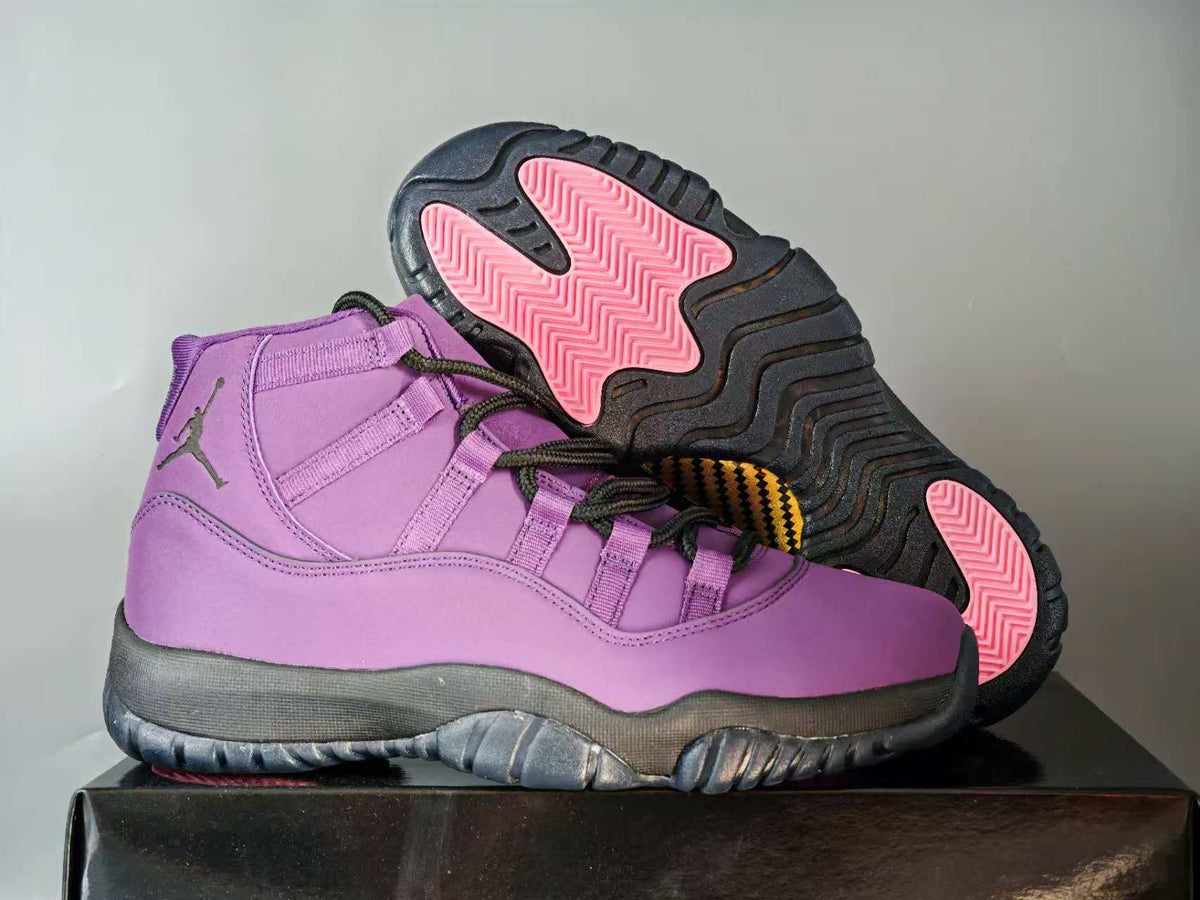 Air Jordan 11 Retro 'Mojave Canyon' Purple/Off Noir/Violet - product view 2