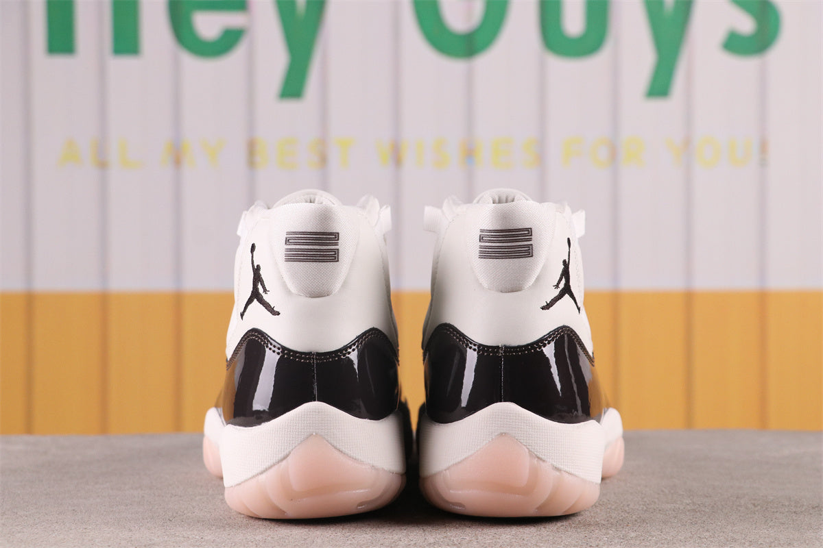 Air Jordan 11 Retro WMNS 'Neapolitan' - product view 3