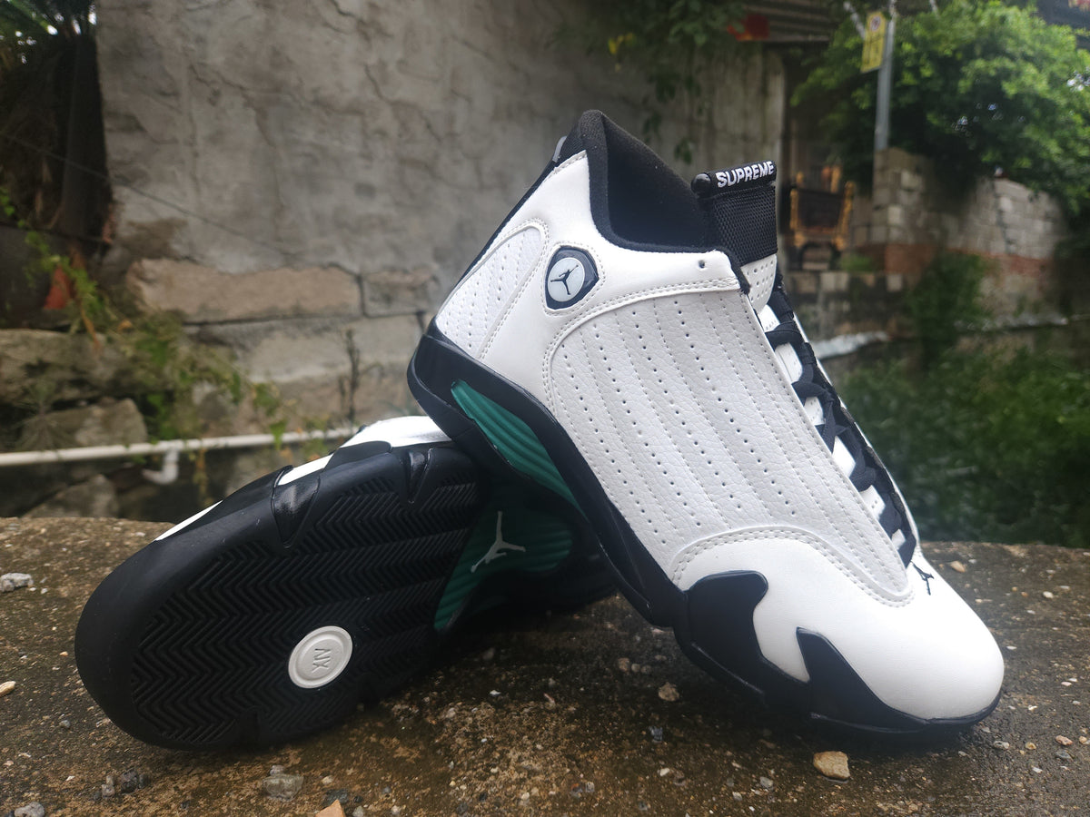 Air Jordan 14 Retro 'Oxidized Green' - product view 3