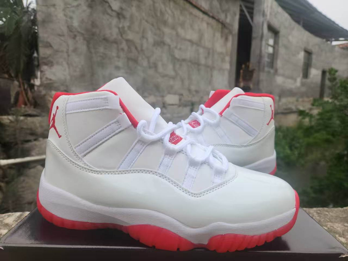 Air Jordan 11 – White/Red - product view 1