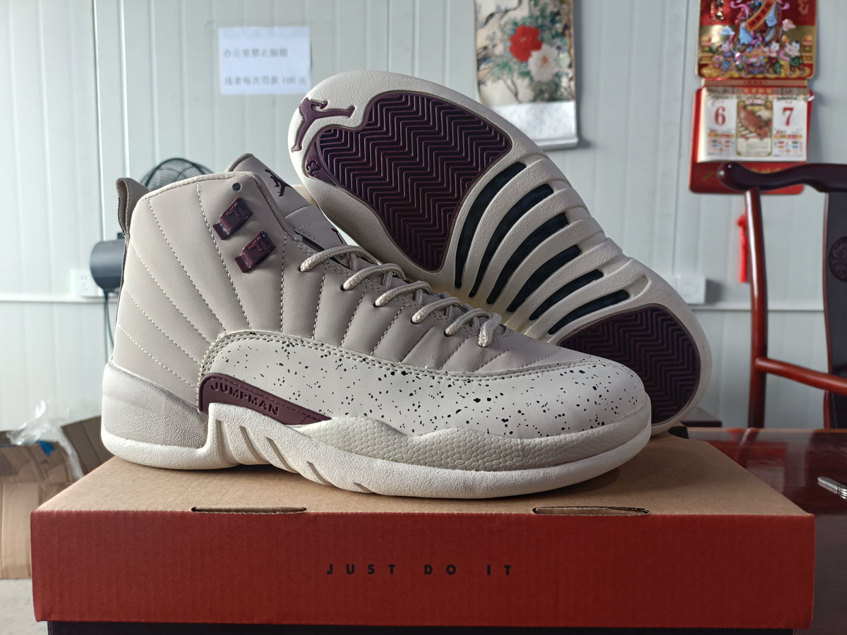 Air Jordan 12 Retro 'Egg Shell' - product view 3