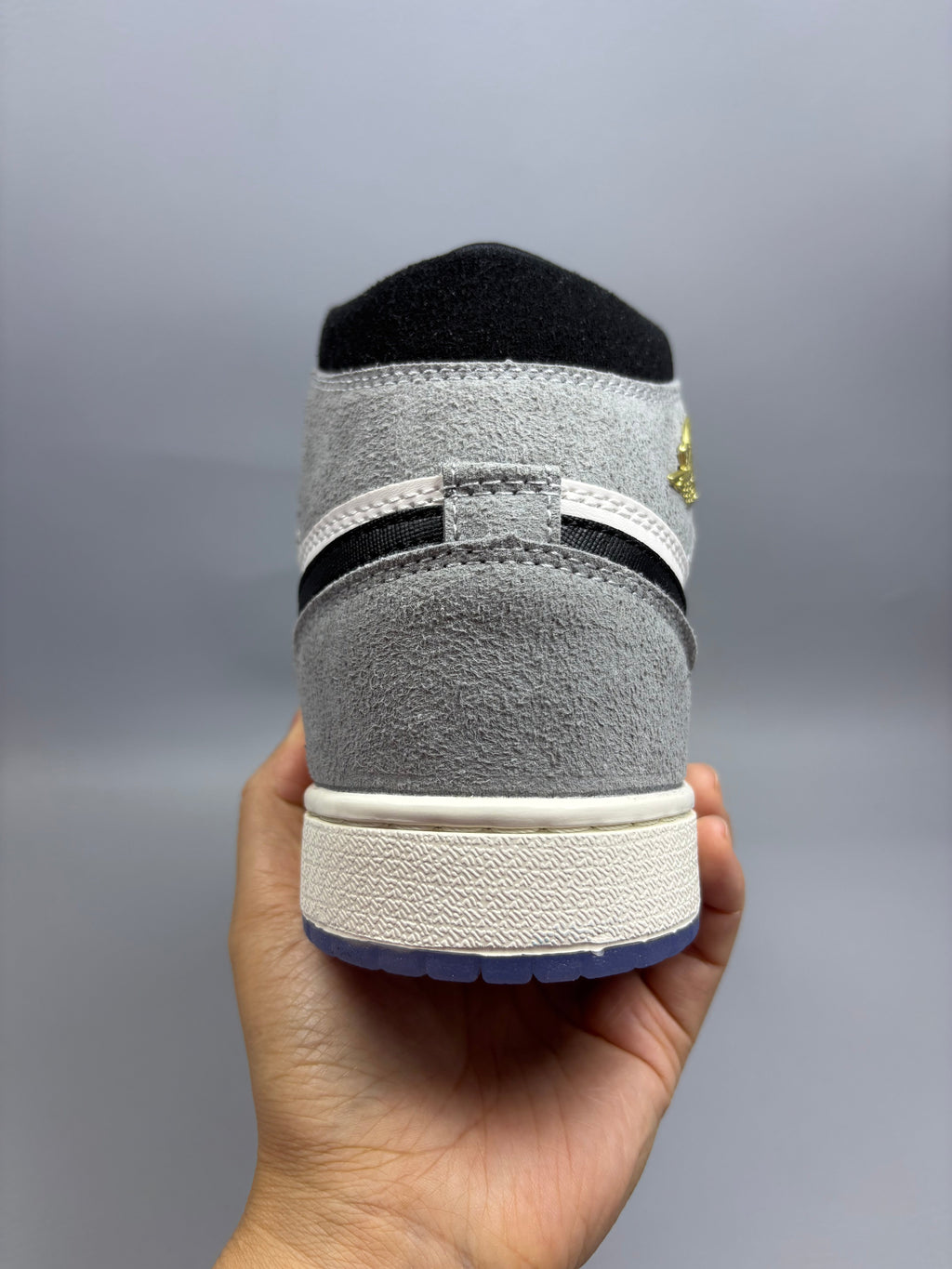 Air Jordan 1 – Star Grey - product view 2